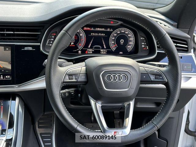 Audi Q8 2019-10 333513-4