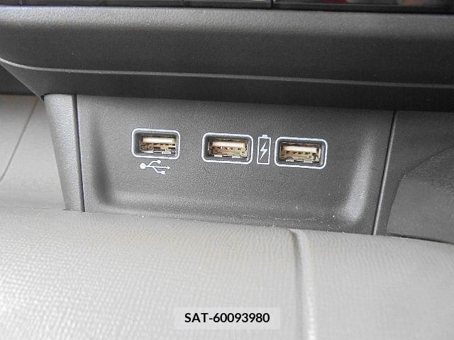Honda N-WGN 2019-08 383398-26