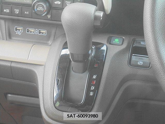 Honda N-WGN 2019-08 383398-25