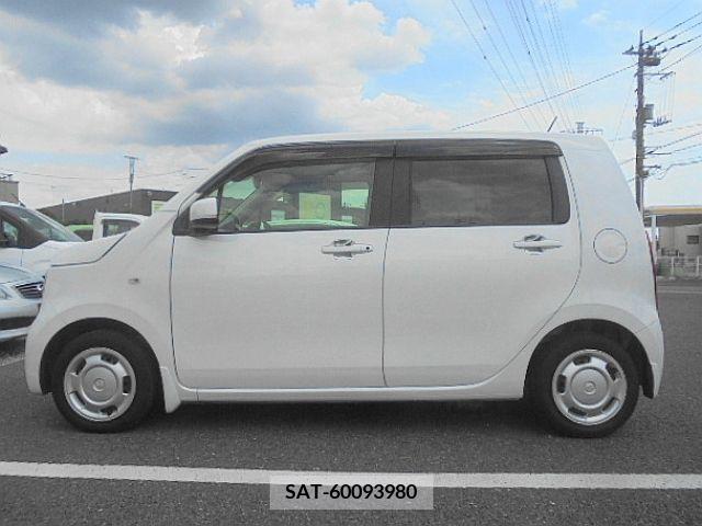 Honda N-WGN 2019-08 383398-11