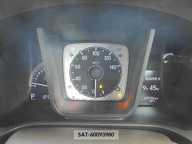 Honda N-WGN 2019-08 383398-29