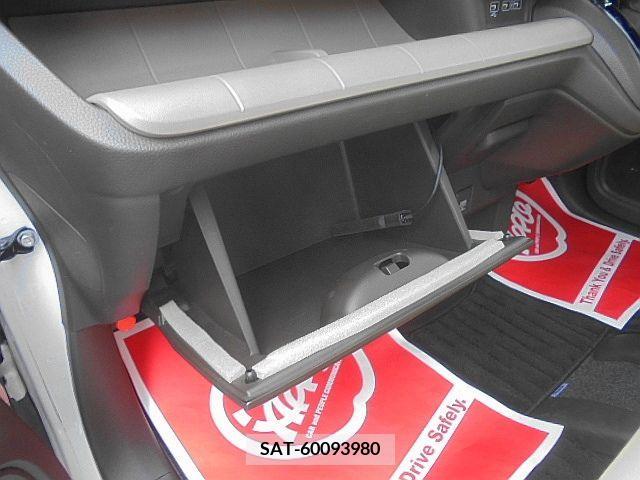 Honda N-WGN 2019-08 383398-28