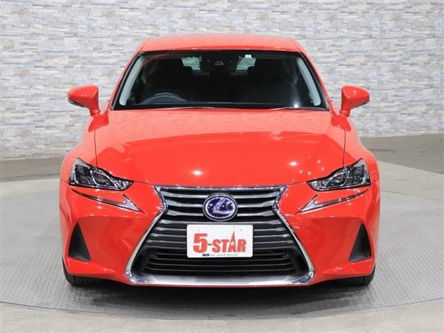 Lexus IS 2016-12 5-3