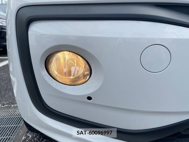 VolksWagen UP! 2020-06 370839-11