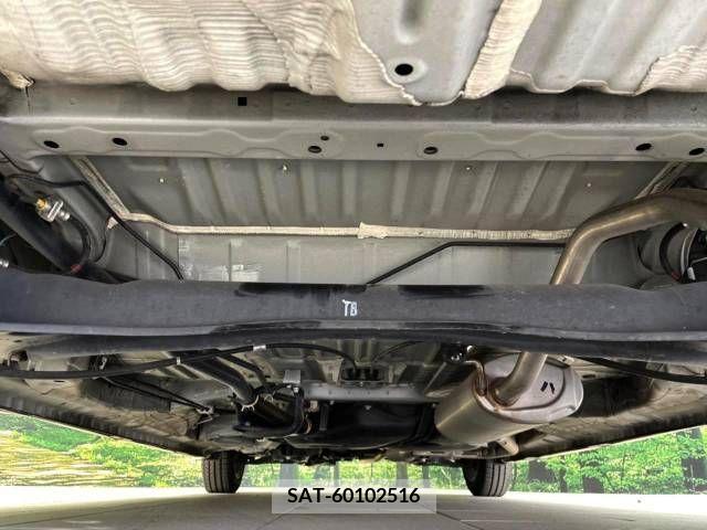Honda N BOX CUSTOM 2019-06 330574-19