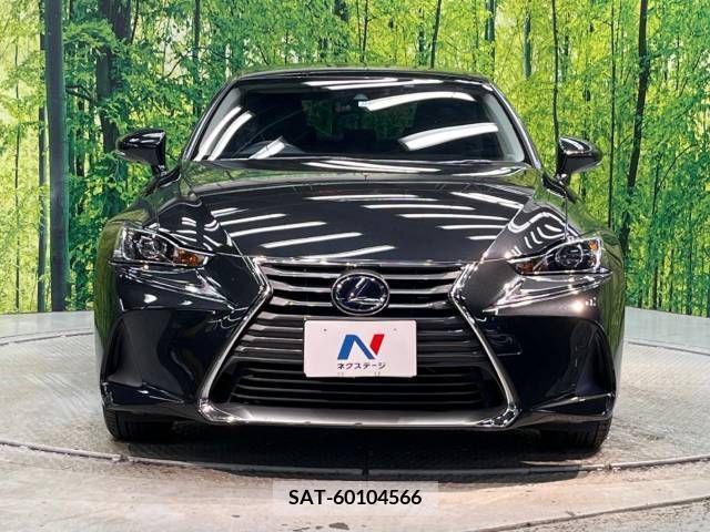 Lexus IS 2017-10 354267-14