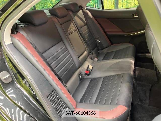 Lexus IS 2017-10 354267-9