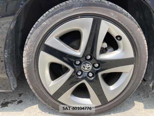 Toyota PRIUS PHV 2017-06 322594-8
