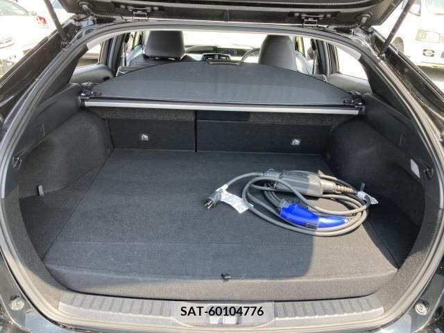 Toyota PRIUS PHV 2017-06 322594-26