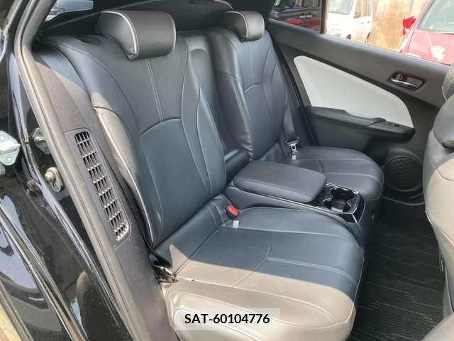 Toyota PRIUS PHV 2017-06 322594-24
