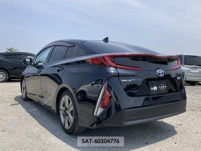 Toyota PRIUS PHV 2017-06 322594-2