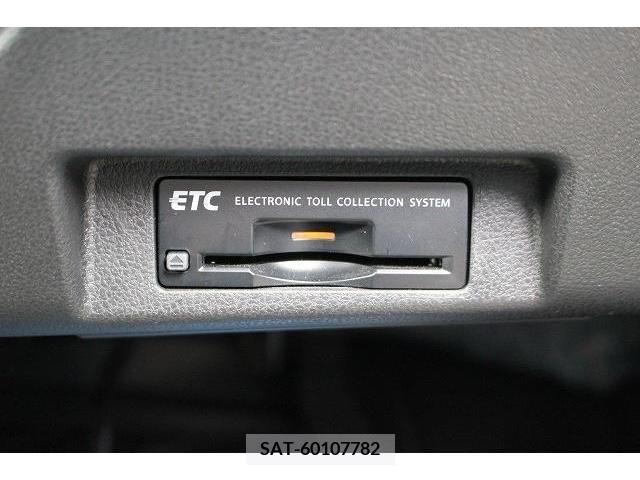 Nissan LEAF 2019-08 297893-5