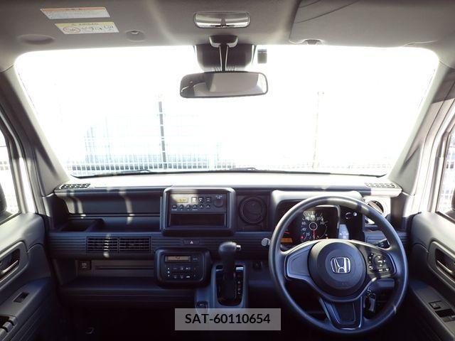 Honda N-VAN 2020-02 372538-1