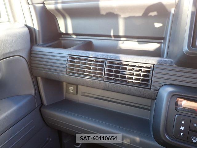 Honda N-VAN 2020-02 372538-18