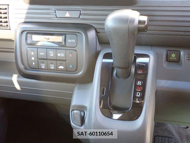 Honda N-VAN 2020-02 372538-15