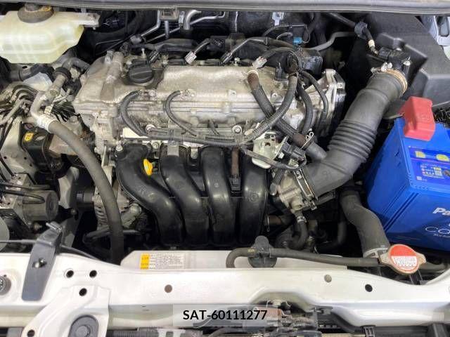Toyota VOXY 2015-12 289082-18