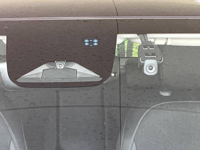 Honda VEZEL 2022-09 21693-4