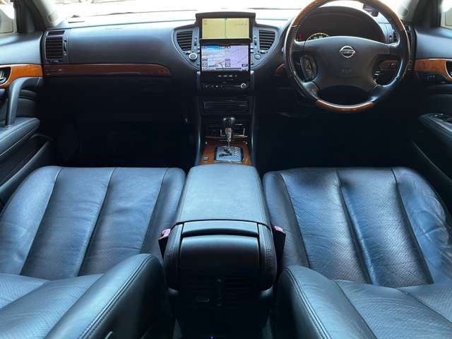 Nissan CIMA 2005-07 1033-11