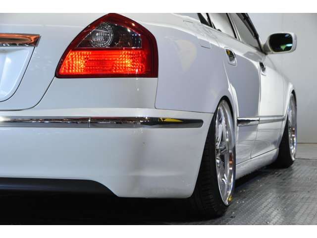 Nissan CIMA 2005-07 1033-14