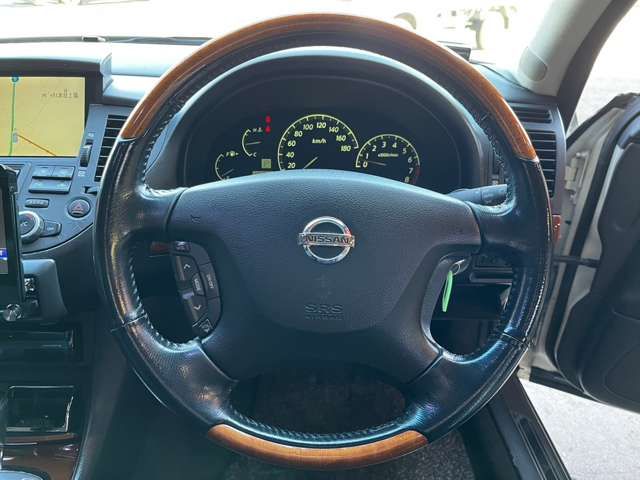 Nissan CIMA 2005-07 1033-10