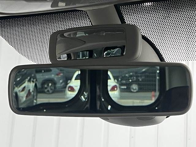 Renault KANGOO 2017-09 23401-6