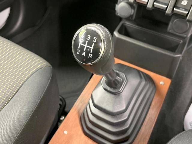 Suzuki JIMNY SIERRA 2021-02 181949-3
