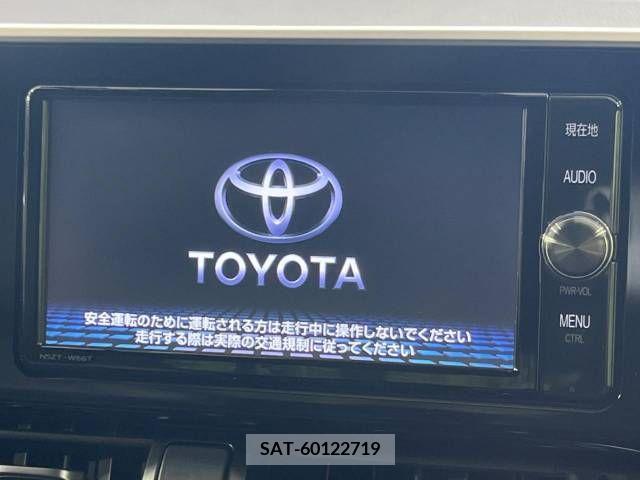 Toyota C-HR 2017-10 294986-3