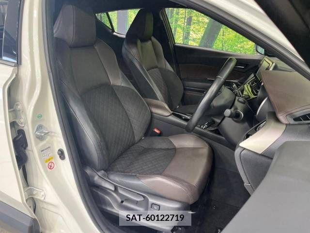 Toyota C-HR 2017-10 294986-8
