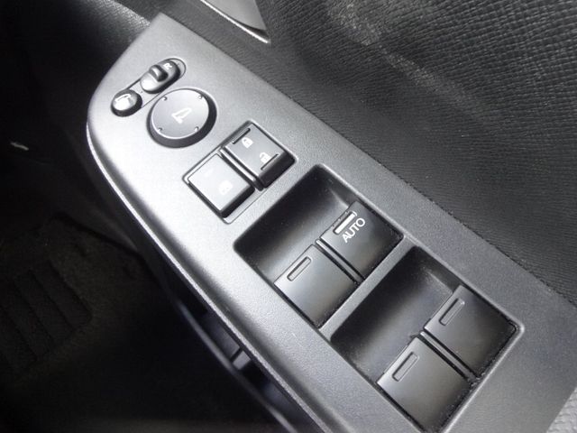 Honda e 2013-08 9930-25