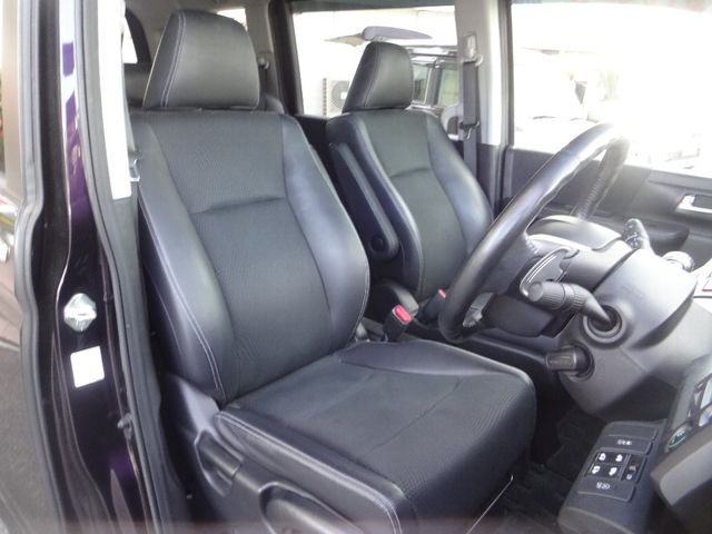 Honda e 2013-08 9930-5