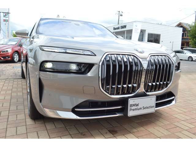Bmw 7 SERIES 2022-12 6210-8