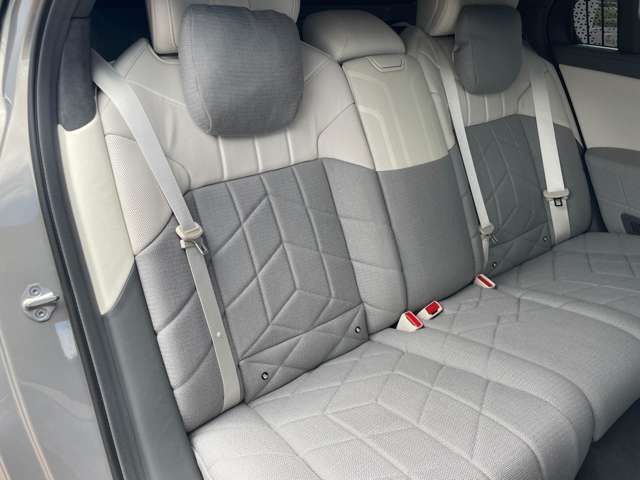 Bmw 7 SERIES 2022-12 6210-16