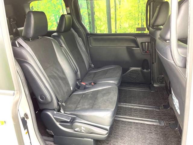 Toyota NOAH HYBRID 2016-11 191613-9