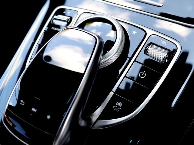 Mercedes Benz GLC-CLASS 2017-05 19223-18