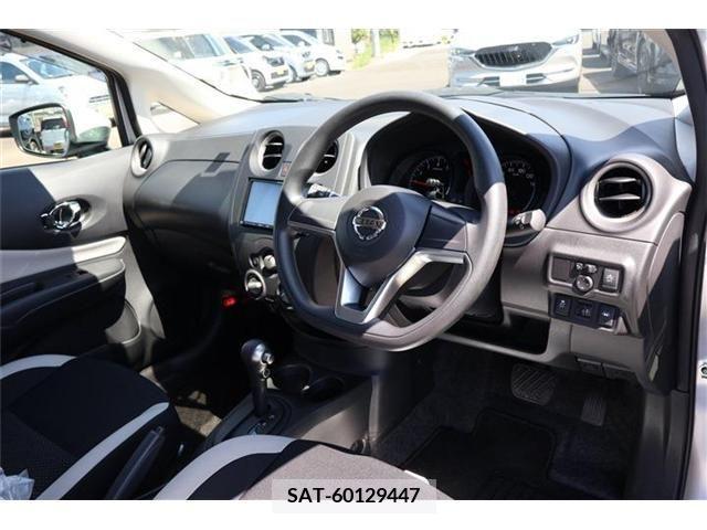 Nissan NOTE 2017-03 365286-5