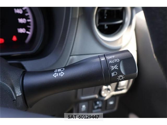 Nissan NOTE 2017-03 365286-10