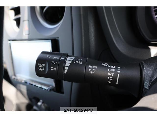 Nissan NOTE 2017-03 365286-9