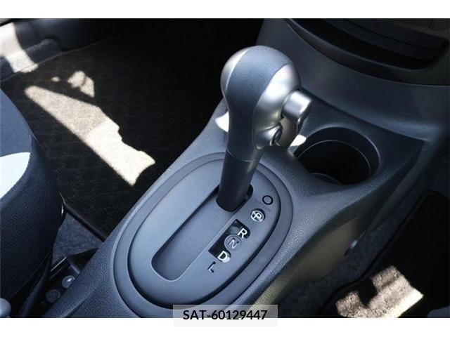 Nissan NOTE 2017-03 365286-6
