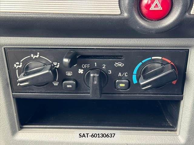 Mitsubishi TOWN BOX 2010-10 369628-23