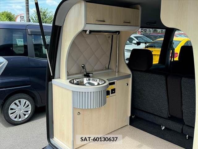 Mitsubishi TOWN BOX 2010-10 369628-5