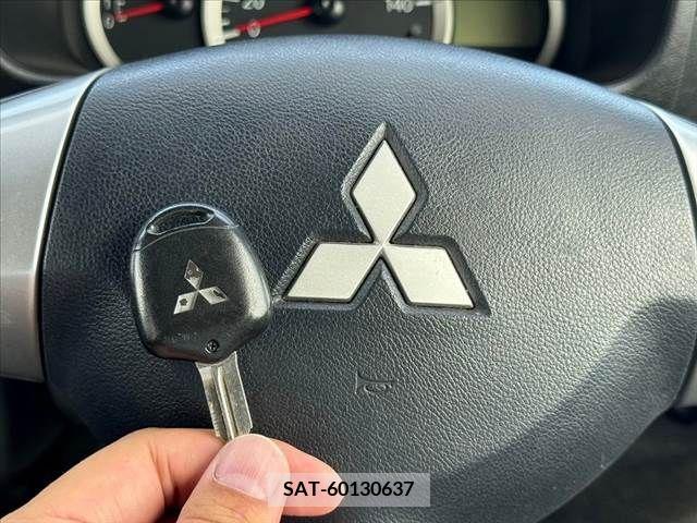 Mitsubishi TOWN BOX 2010-10 369628-3