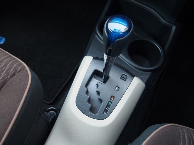 Toyota AQUA 2014-10 2325-11