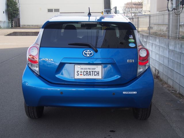 Toyota AQUA 2014-10 2325-19