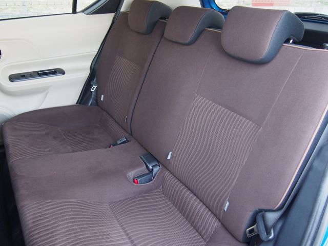 Toyota AQUA 2014-10 2325-6