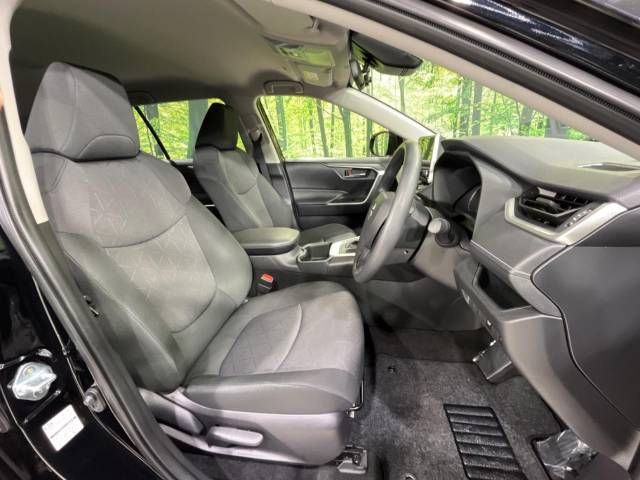 Toyota RAV4 2023-05 14595-8