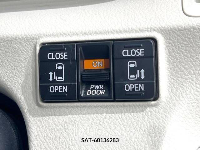 Toyota SIENTA 2015-12 298381-2