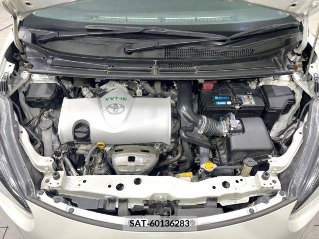 Toyota SIENTA 2015-12 298381-19