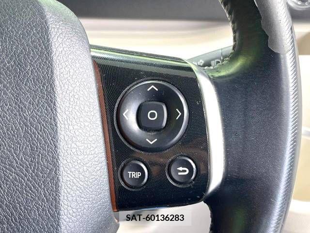 Toyota SIENTA 2015-12 298381-6