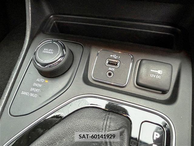 Jeep CHEROKEE 2019-02 373921-17