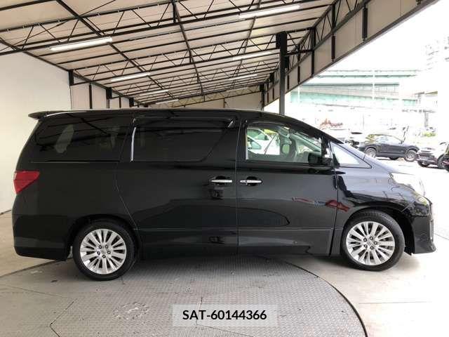 Toyota ALPHARD 2012-08 278497-7